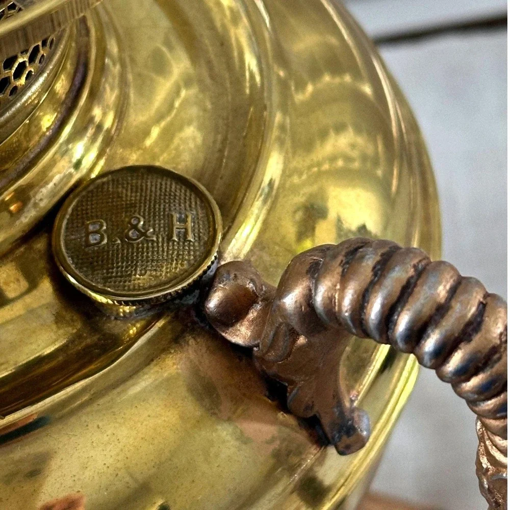 Antique Bradley & Hubbard Brass Oil Lamp Electrified Dual Handle Ornate WORKS